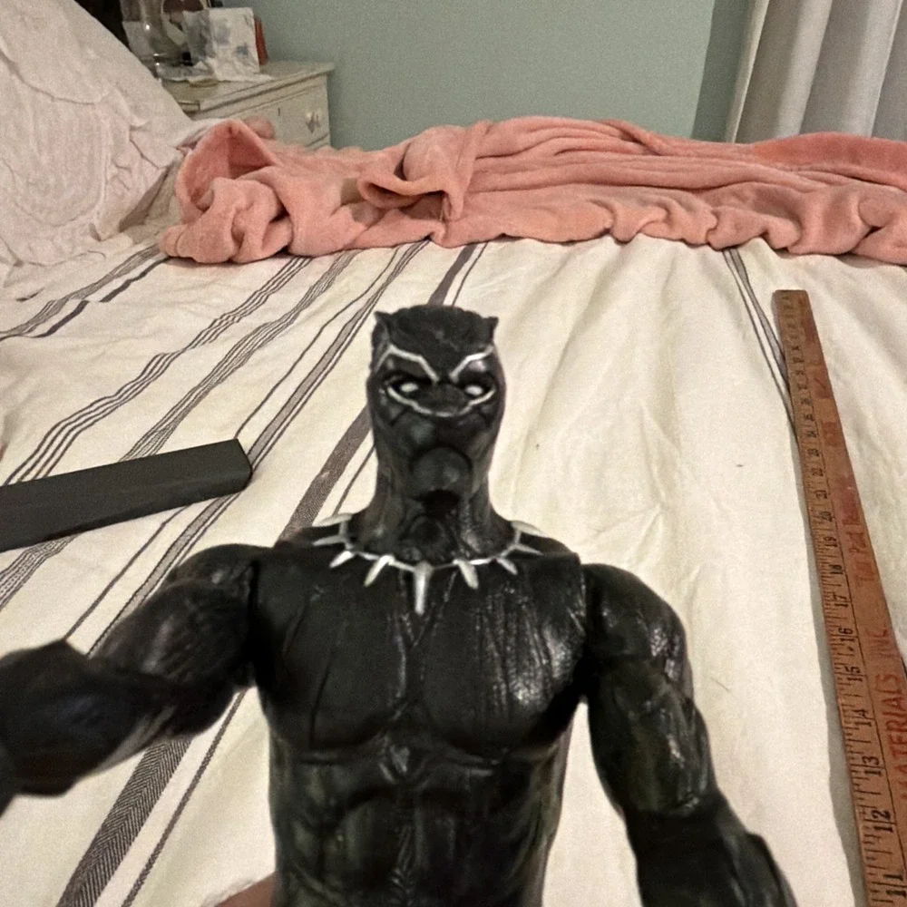 Marvel legends black
